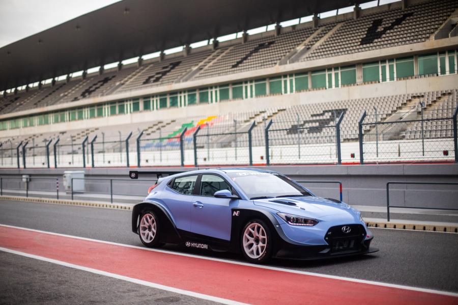  Hyundai Veloster N TCR 2019 года  (фото 13 из 27)